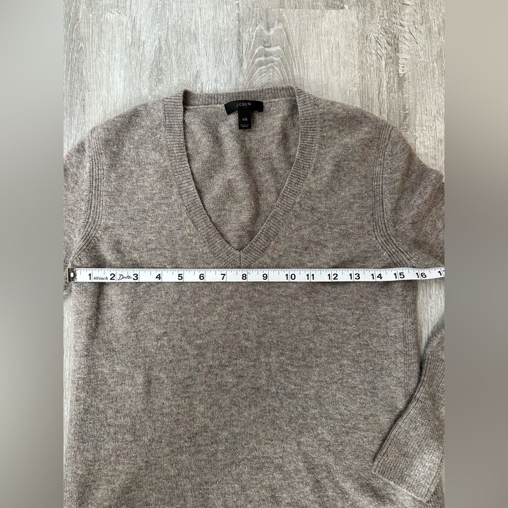 J. CREW Women’s Merino Wool Alpaca V-Neck Tunic Sweater XXS Preppy Minimalist - Picture 9 of 9